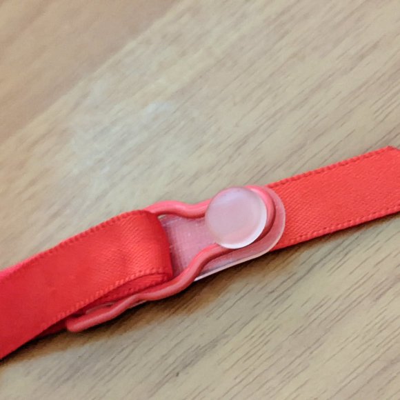 Victoria's Secret red Garter Belt M/L💥PRICE DROP💥 - Picture 9 of 9